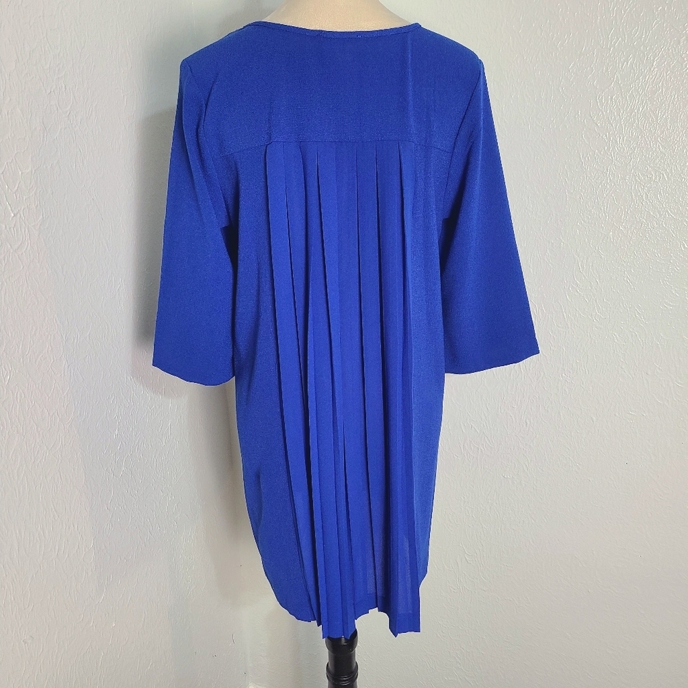 Umgee Royal Blue Dress, Pleated in the Back, Zippers on Shoulders, Size Large - Picture 8 of 10
